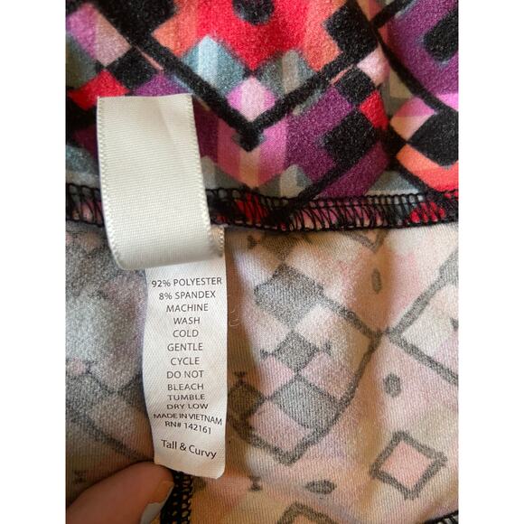 Lularoe TC Kaleidoscope Pastel Plus Size Leggings - Picture 3 of 4